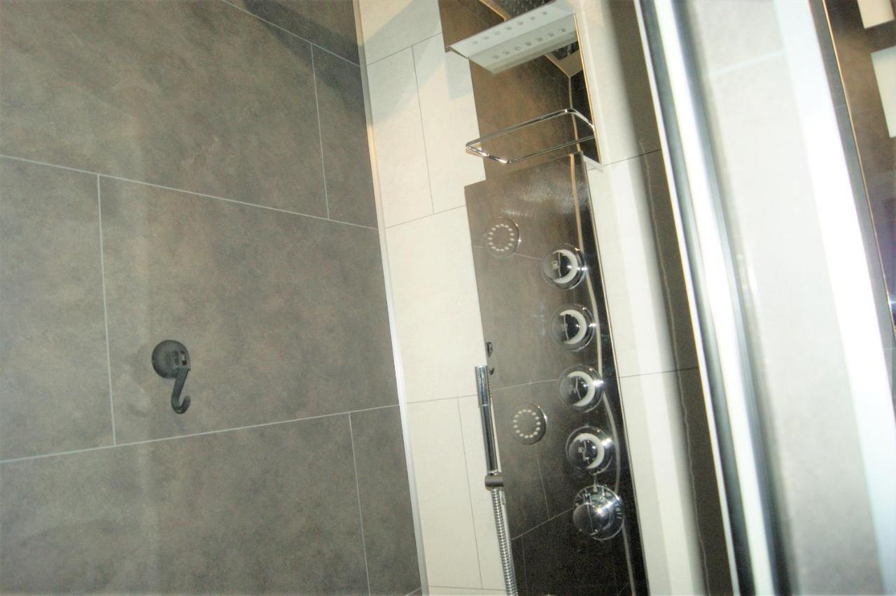 Victoria-T2-41M2-Balcon, Wifi, Linge, Produits, Menage Inclus Διαμέρισμα Ρενς Εξωτερικό φωτογραφία